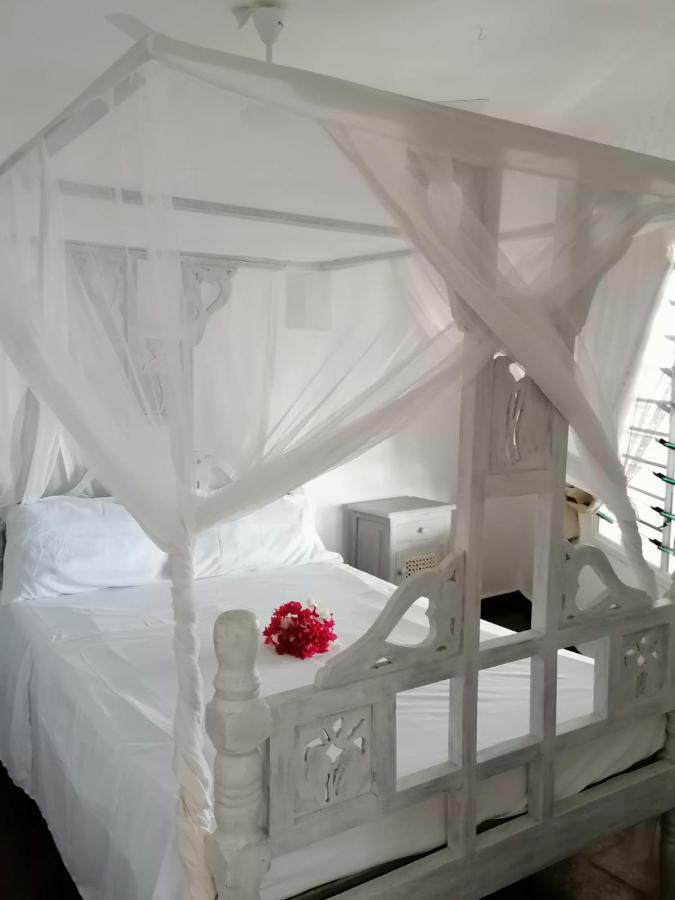 Coral Key Villa Malindi Esterno foto