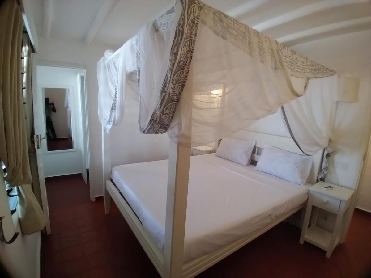 Coral Key Villa Malindi Esterno foto