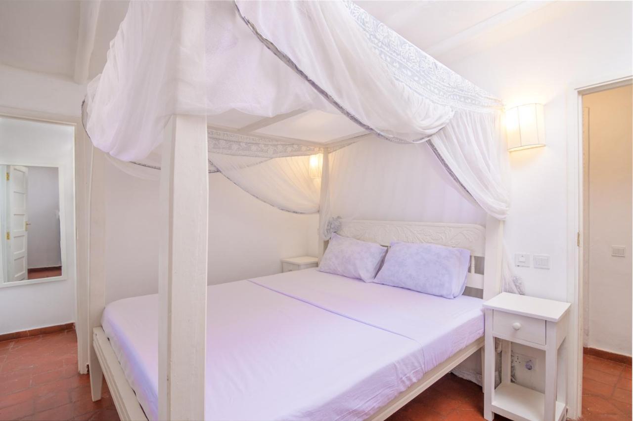 Coral Key Villa Malindi Esterno foto